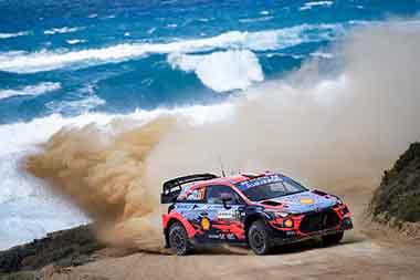 Neuville Thierry/Gilsoul Nicolas - Hyundai i20 Coupe WRC - WRC Sardegna 2020